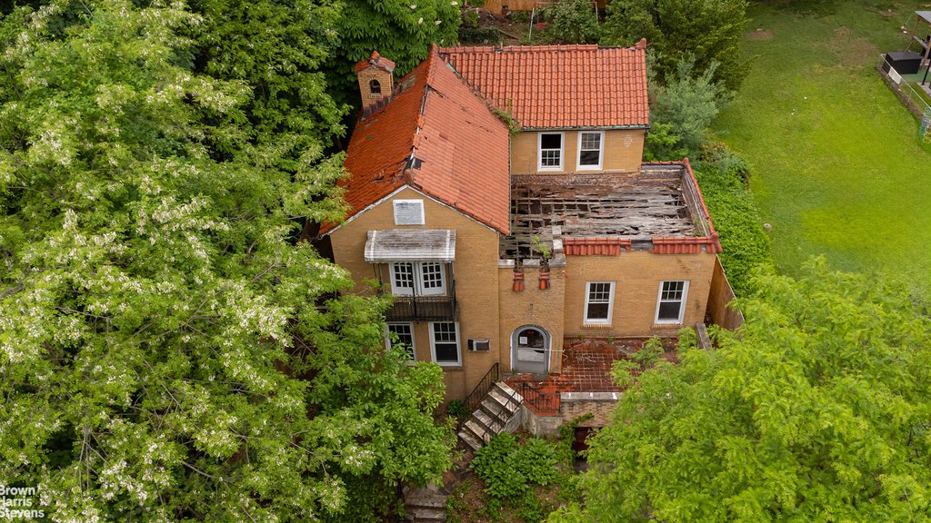 3115 Netherland Avenue – For Sale photo 3