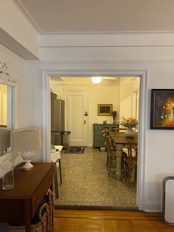110 West 86th Street, Unit 2B photo 2