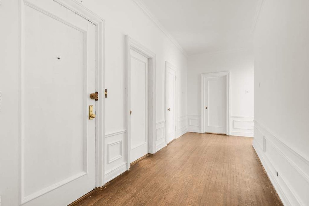150 East 72nd Street, Unit 6S photo 21