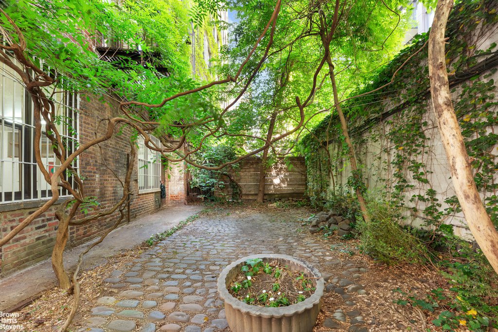 41 Bleecker Street, Unit 1 photo 6