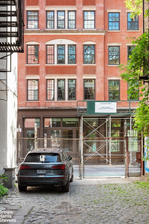 41 Bleecker Street, Unit 1 photo 8