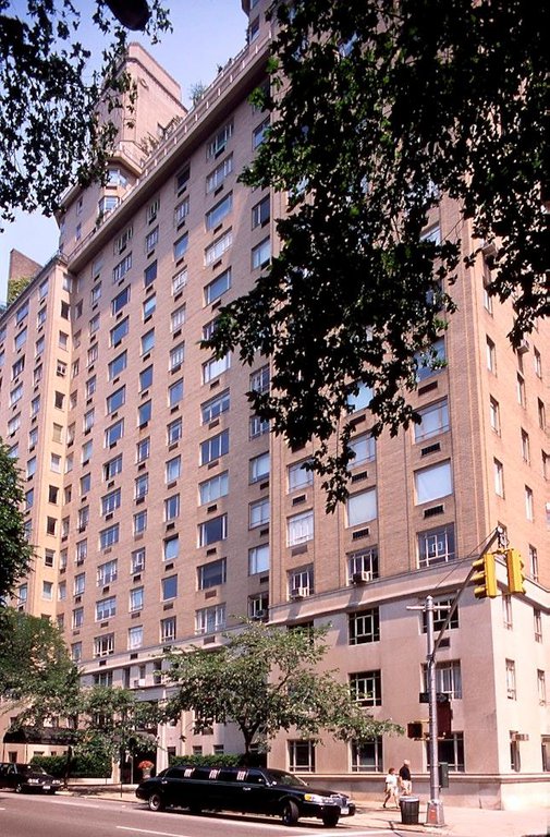 880 Fifth Avenue, Unit 1J photo 8
