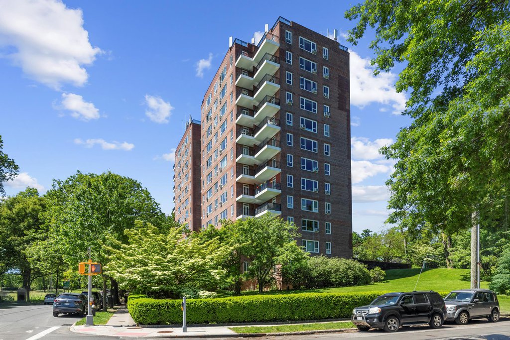 5355 Henry Hudson Parkway West, Unit 4G photo 12