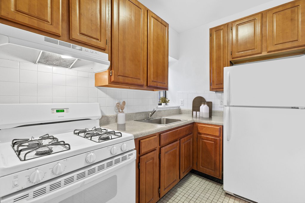 248 East 3rd Street, Unit 3B photo 7