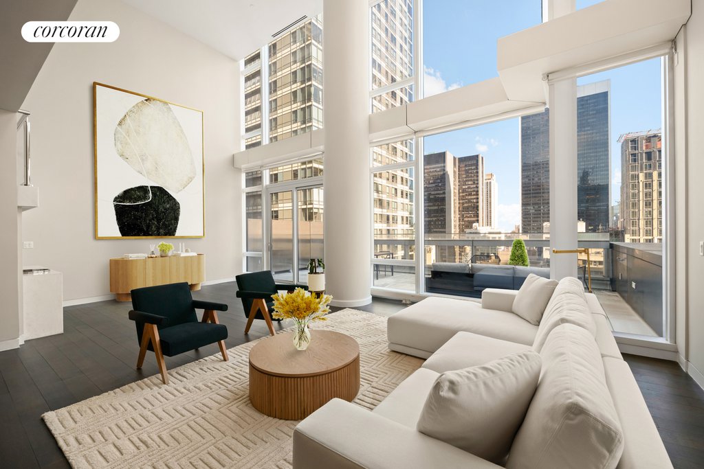 20 West 53rd Street, Unit 18A photo 2