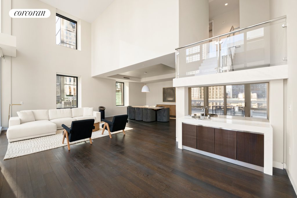 20 West 53rd Street, Unit 18A photo 3
