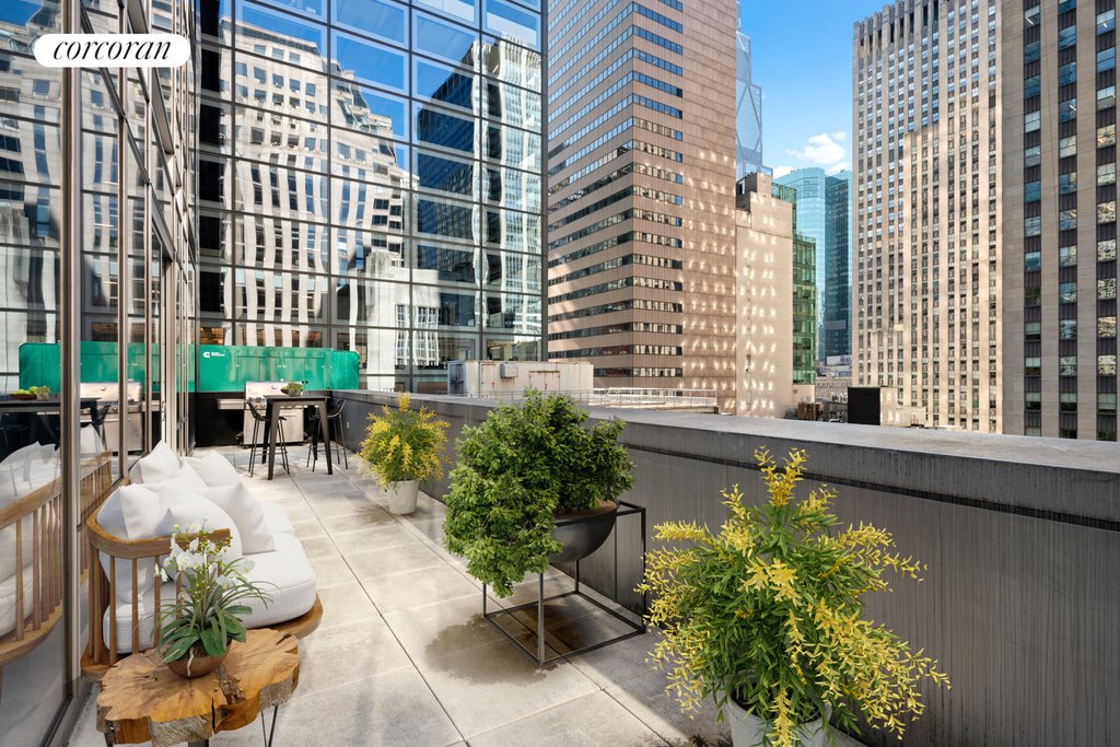 20 West 53rd Street, Unit 18A photo 9