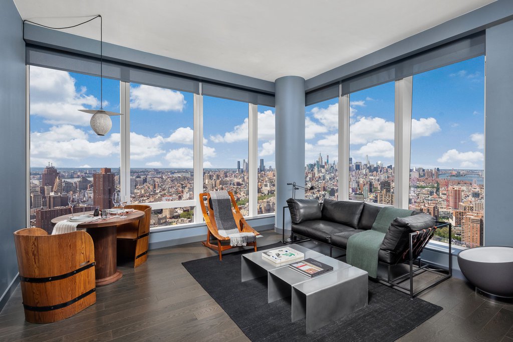 252 South Street, Unit 27L