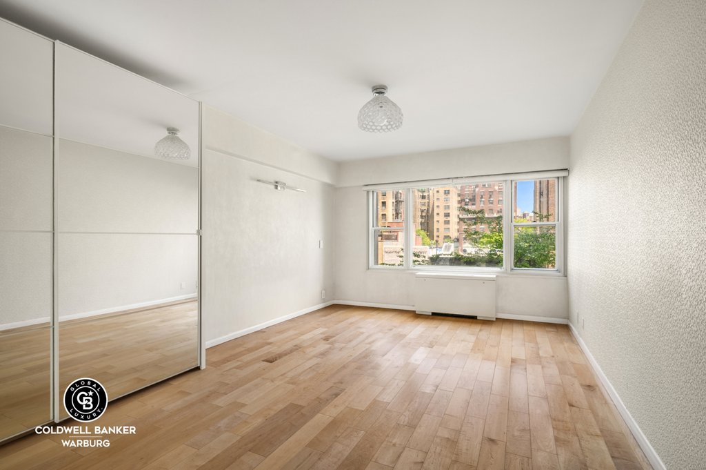 118 East 60th Street, Unit 7B photo 11