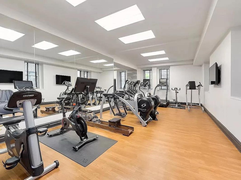 25 Fifth Avenue, Unit 14B photo 5