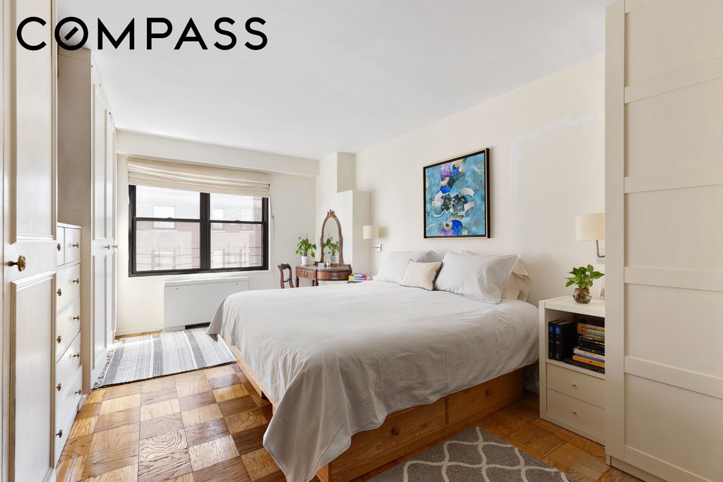 120 East 90th Street, Unit 9E photo 6