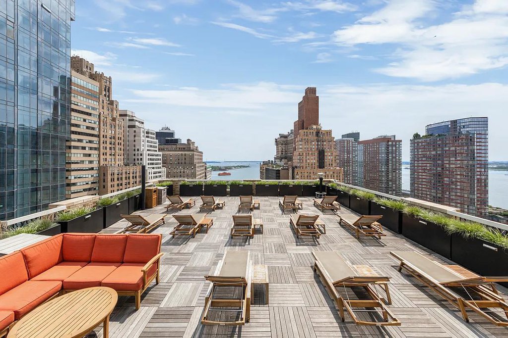 88 Greenwich Street, Unit 2303 photo 17