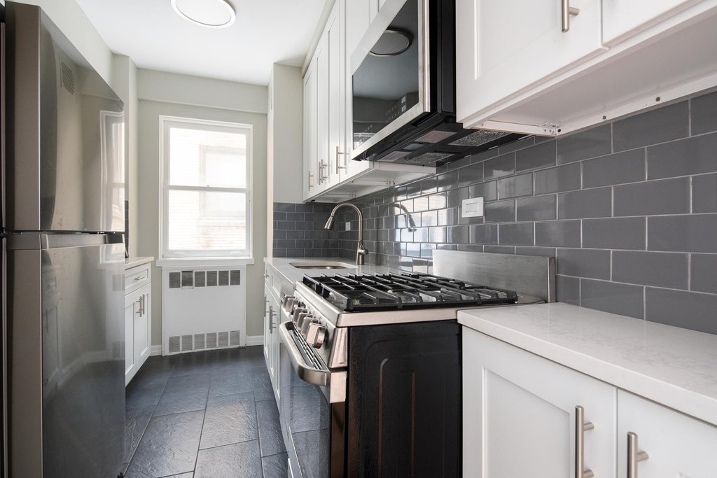 305 East 72nd Street, Unit 11C photo 7