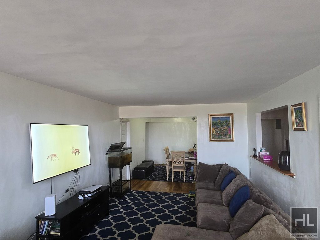 1165 East 54th Street, Unit 4K