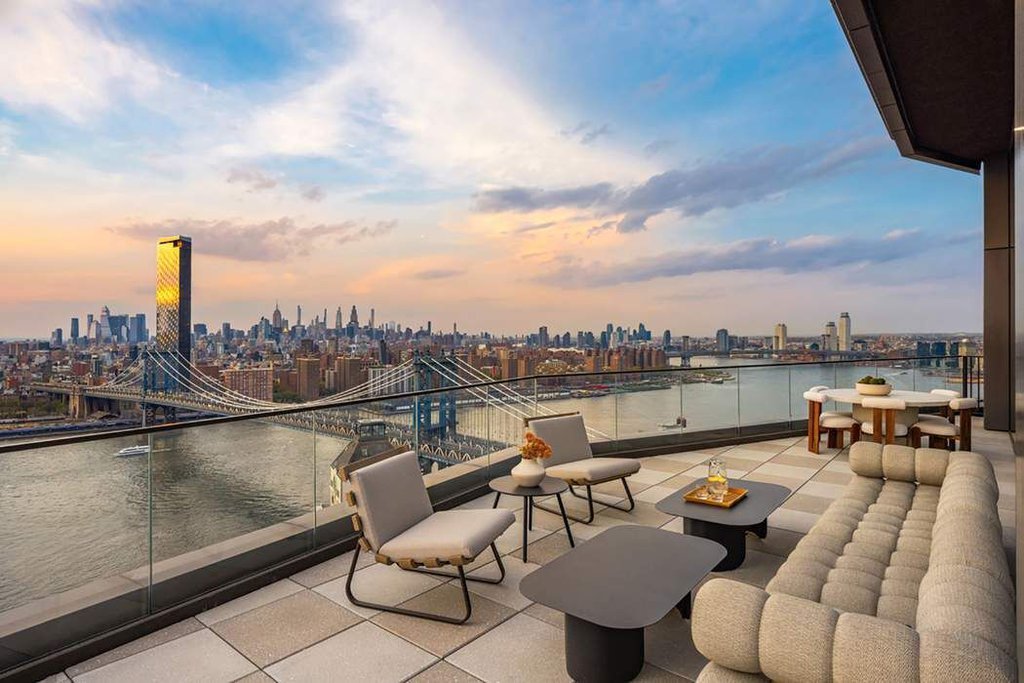 30 Front Street, Unit PHA
