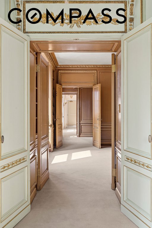 781 Fifth Avenue, Unit 17 photo 5