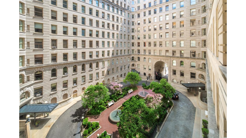 390 West End Avenue, Unit 2A photo 18