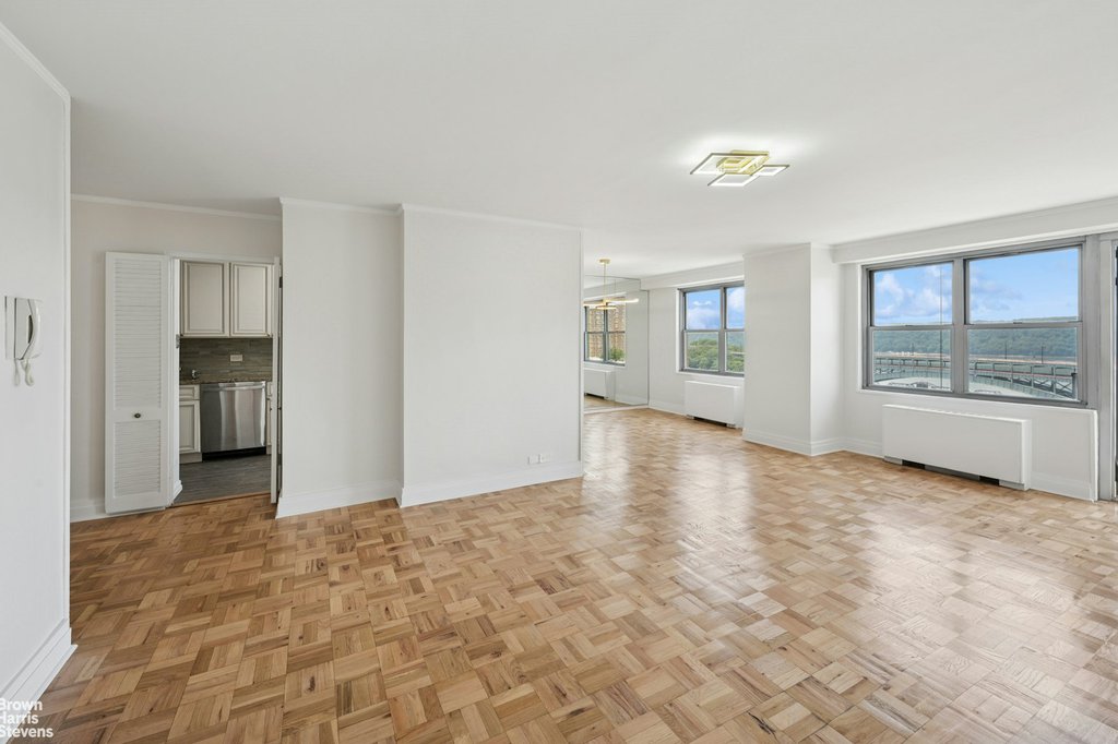 2500 Johnson avenue, Unit 15N photo 2