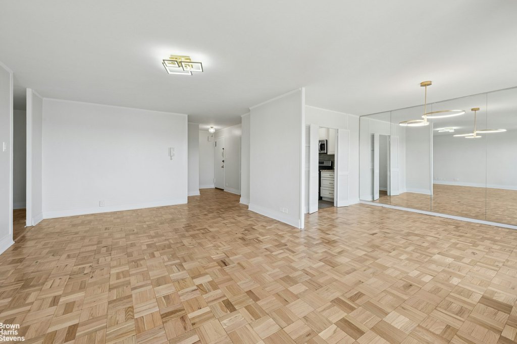 2500 Johnson avenue, Unit 15N photo 3