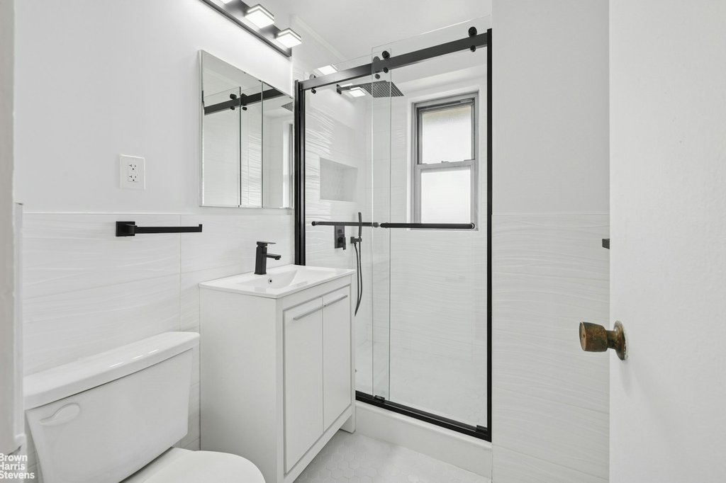 2500 Johnson avenue, Unit 15N photo 8