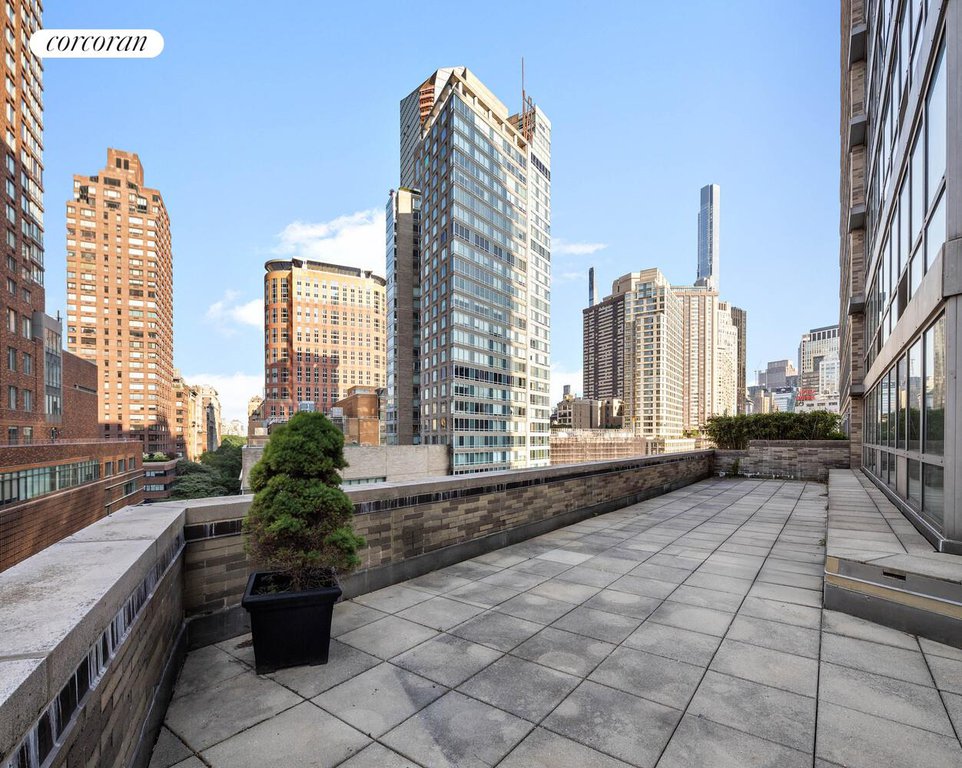 1965 Broadway, Unit 8E photo 5