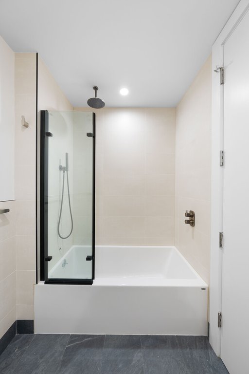 814 Fifth Avenue, Unit 1A photo 5