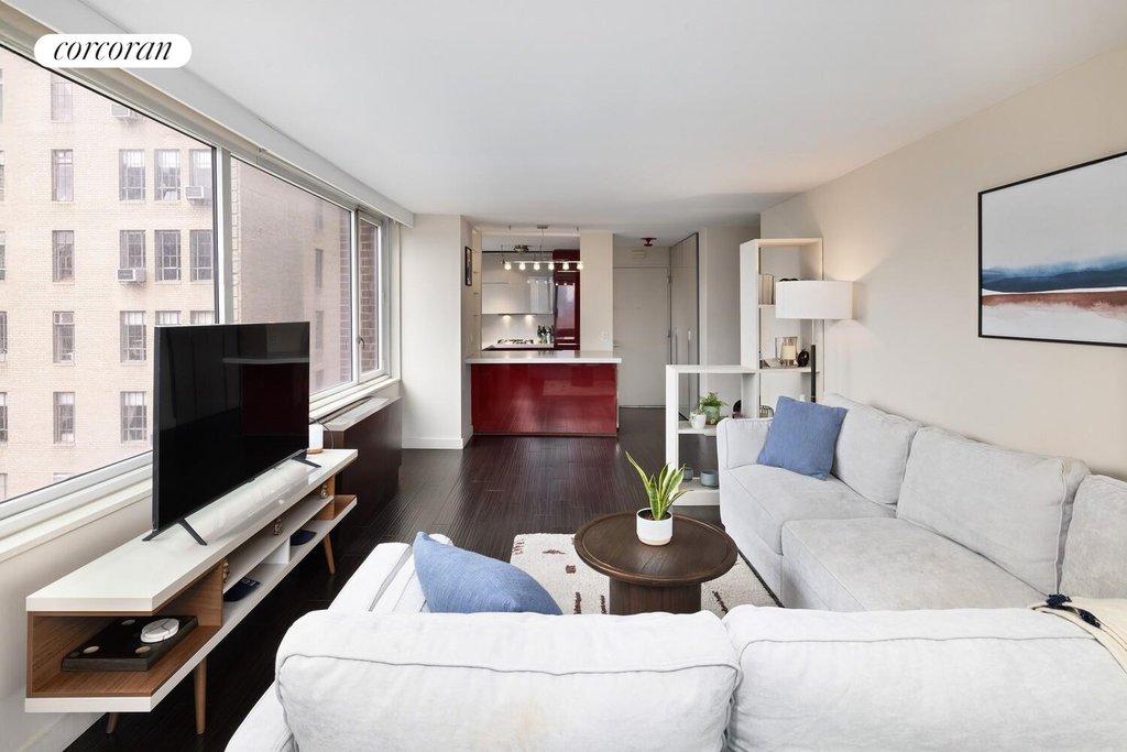 322 West 57th Street, Unit 20B photo 2
