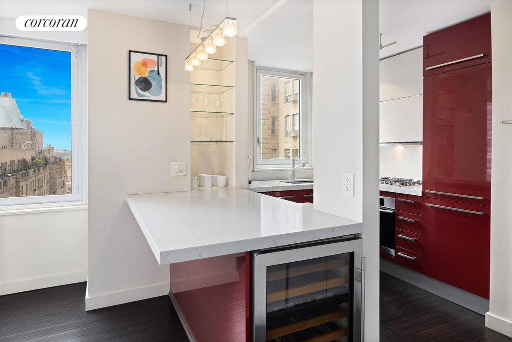 322 West 57th Street, Unit 20B photo 3