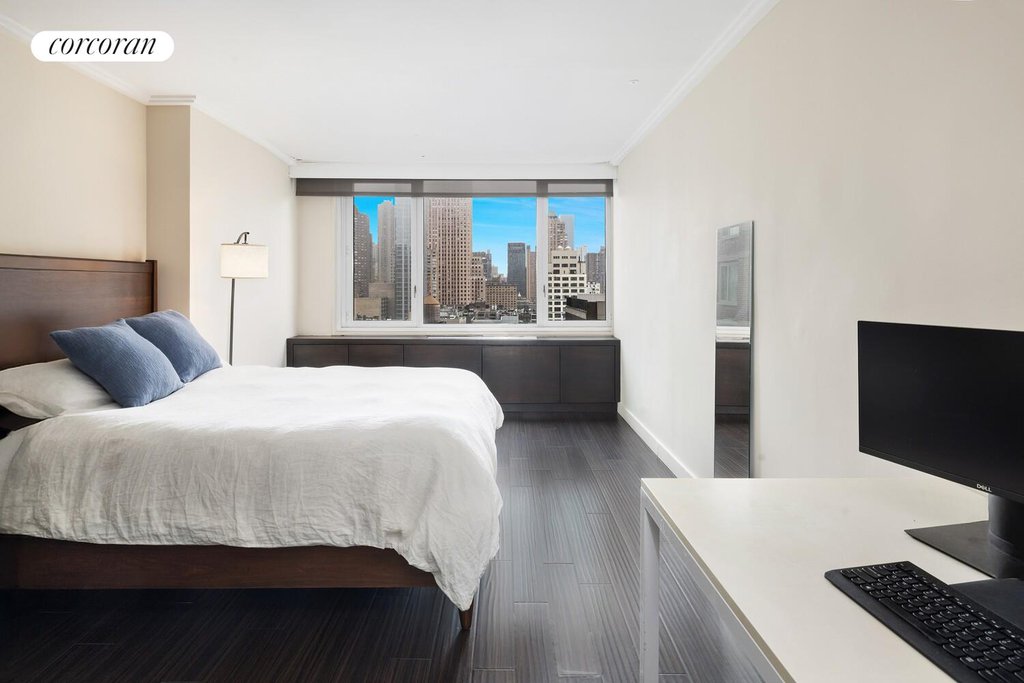 322 West 57th Street, Unit 20B photo 4