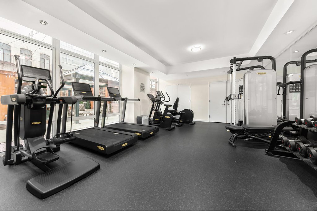 207 East 57th Street, Unit 19B photo 15