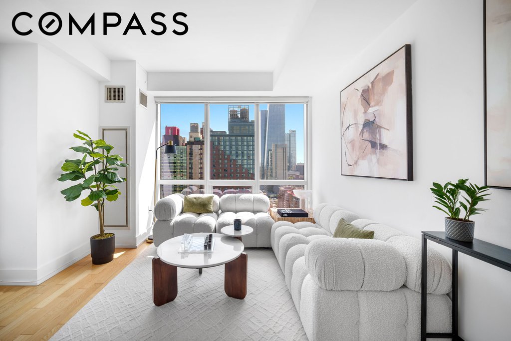 350 West 42nd Street, Unit 27K photo 2