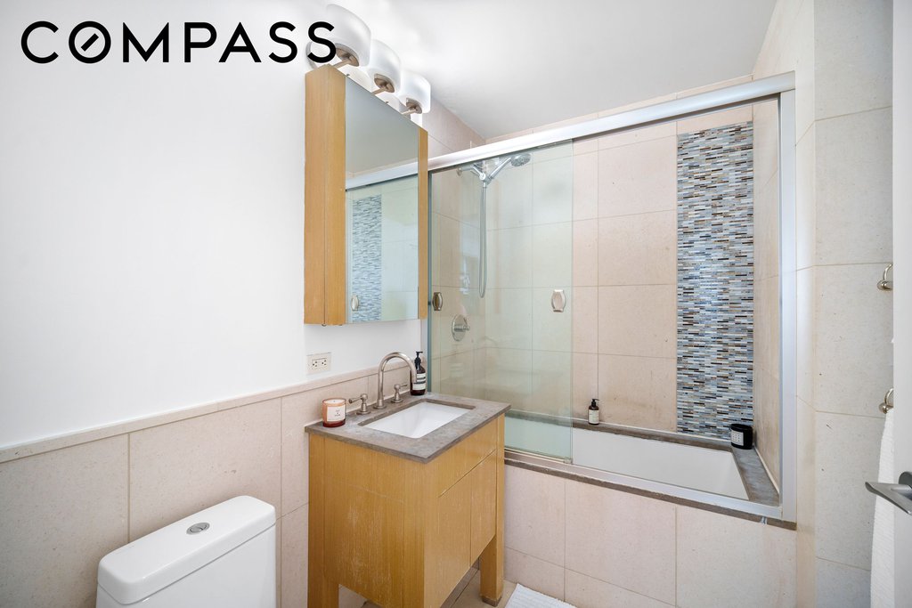 350 West 42nd Street, Unit 27K photo 9