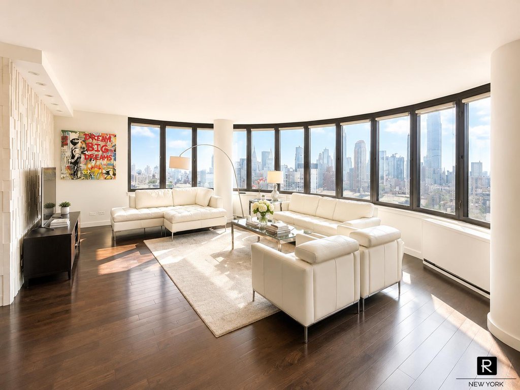 330 East 38th Street, Unit 46D photo 2