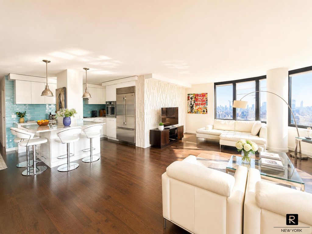 330 East 38th Street, Unit 46D photo 3