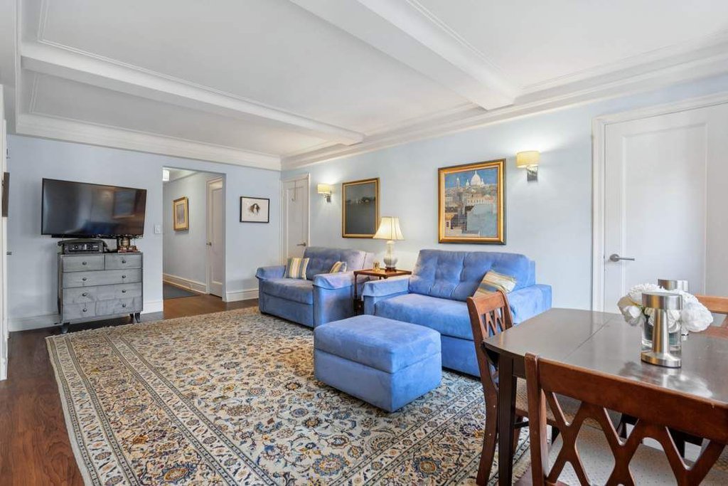 333 East 53rd Street, Unit 5B photo 3