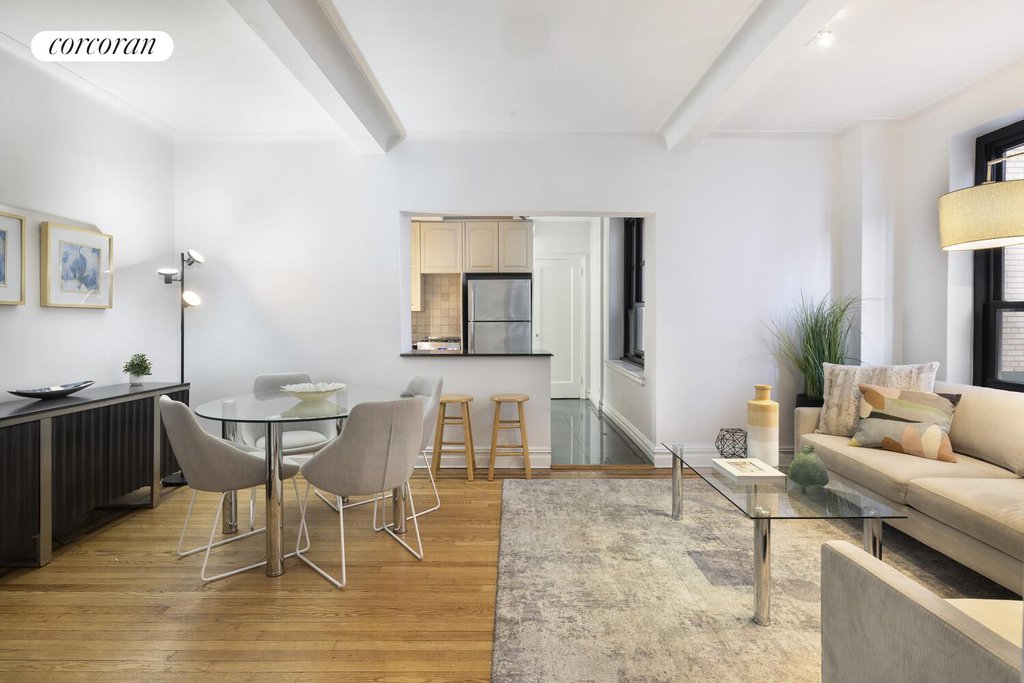 235 East 22nd Street, Unit 6P photo 2