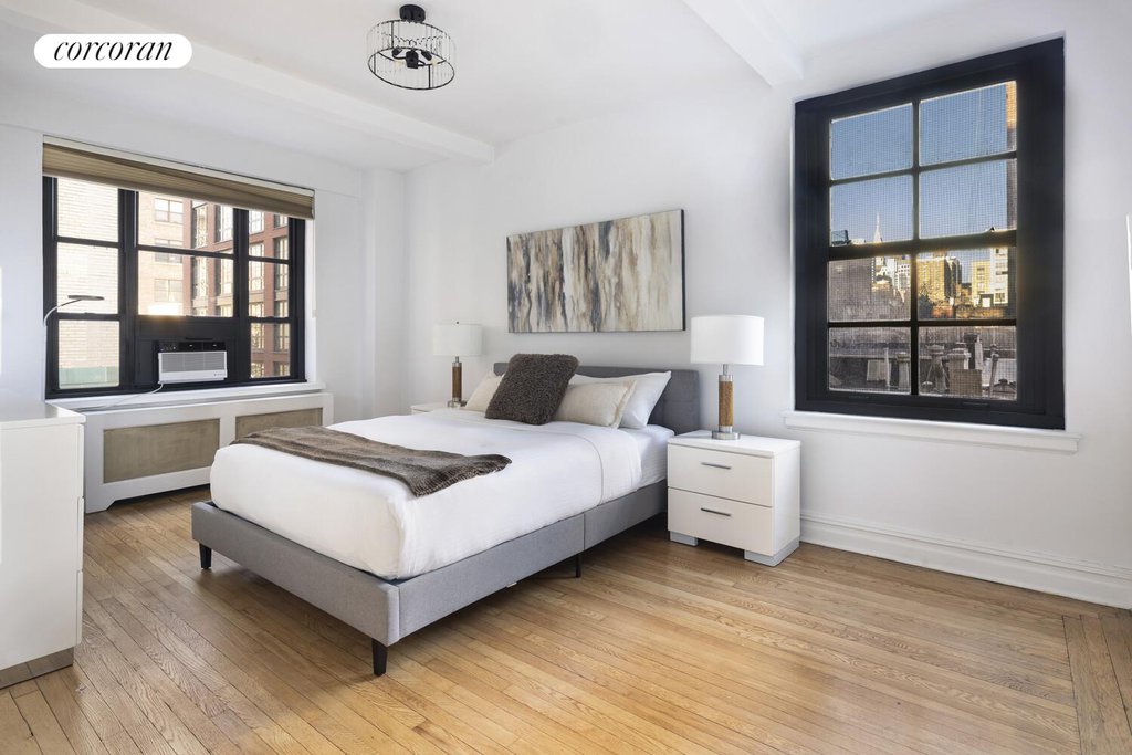235 East 22nd Street, Unit 6P photo 4