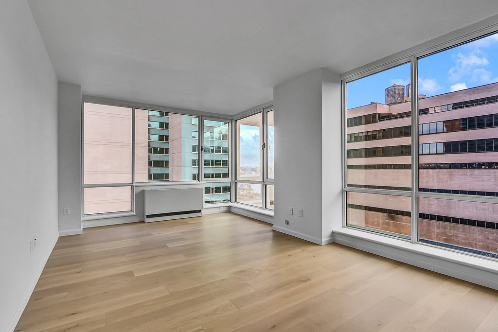 635 West 42nd Street, Unit 7A photo 6