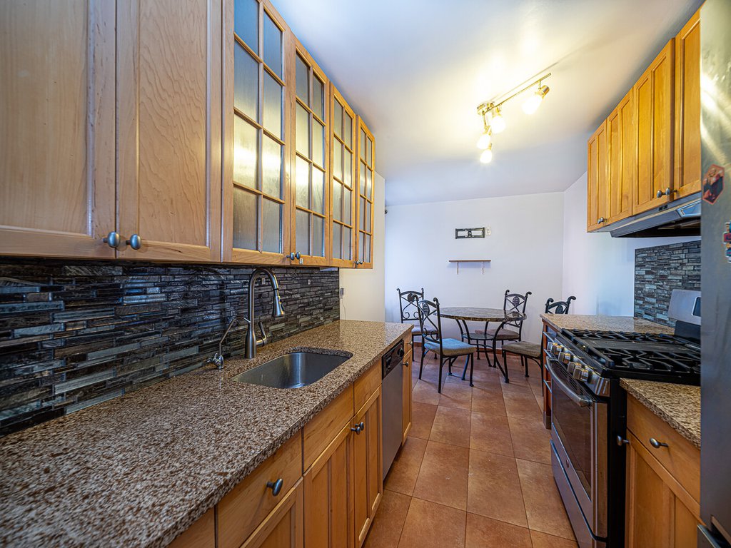 1717 East 18th Street, Unit 4F