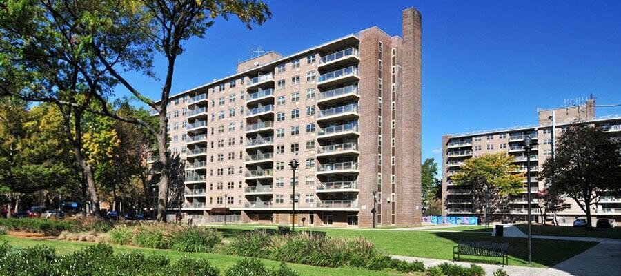 12399 Flatlands AVENUE, Unit 9L photo 2