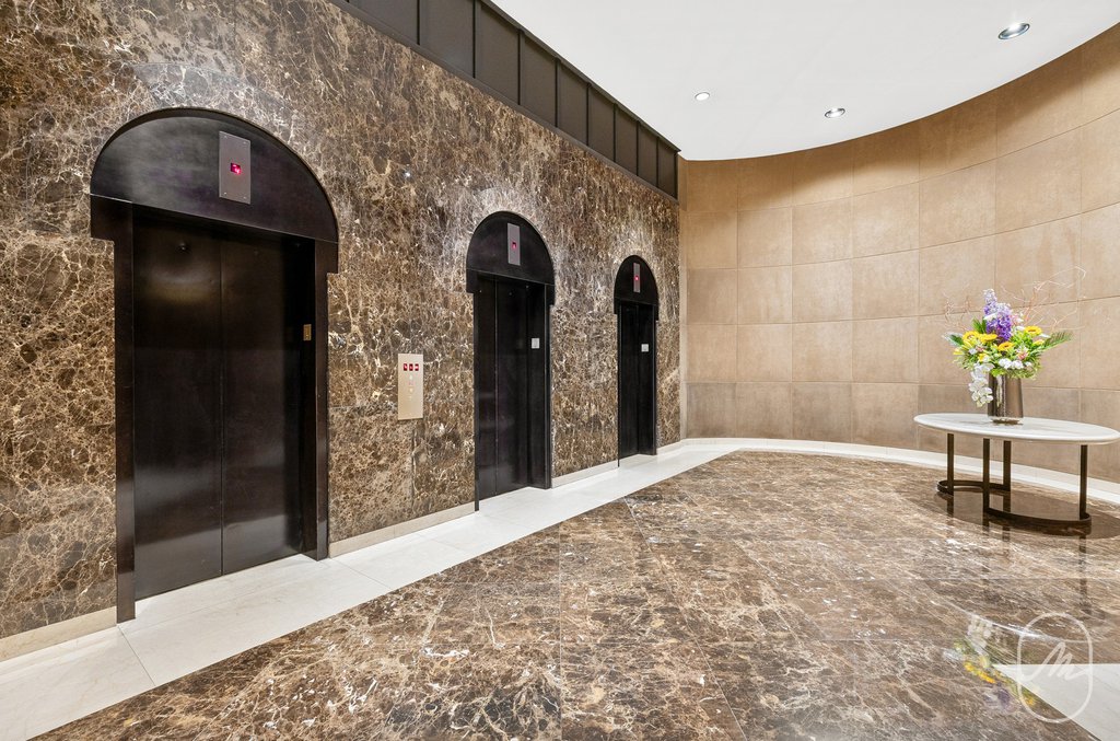 330 East 38th Street, Unit 23Q photo 26