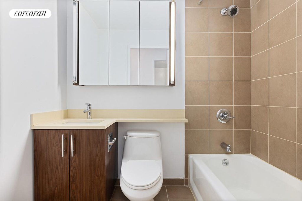 330 East 38th Street, Unit 47K photo 10