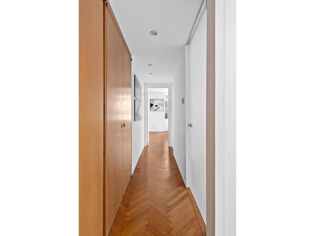 24 West 55th Street, Unit 11D photo 5