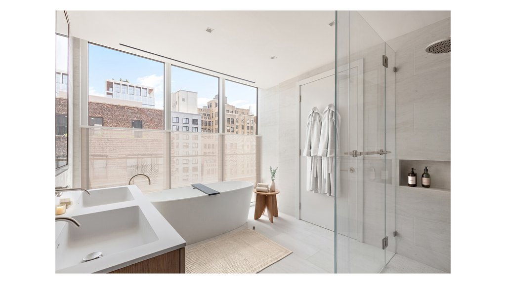 215 West 28th Street, Unit 20B photo 6