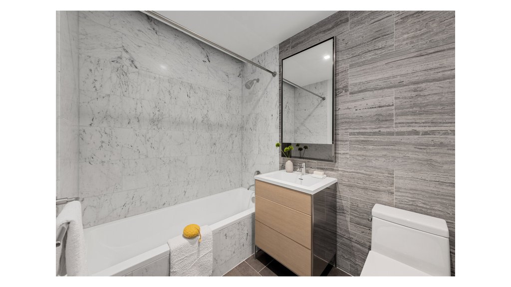 215 West 28th Street, Unit 20B photo 8