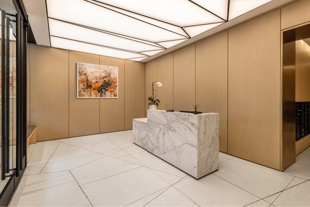 215 West 28th Street, Unit 20B photo 16