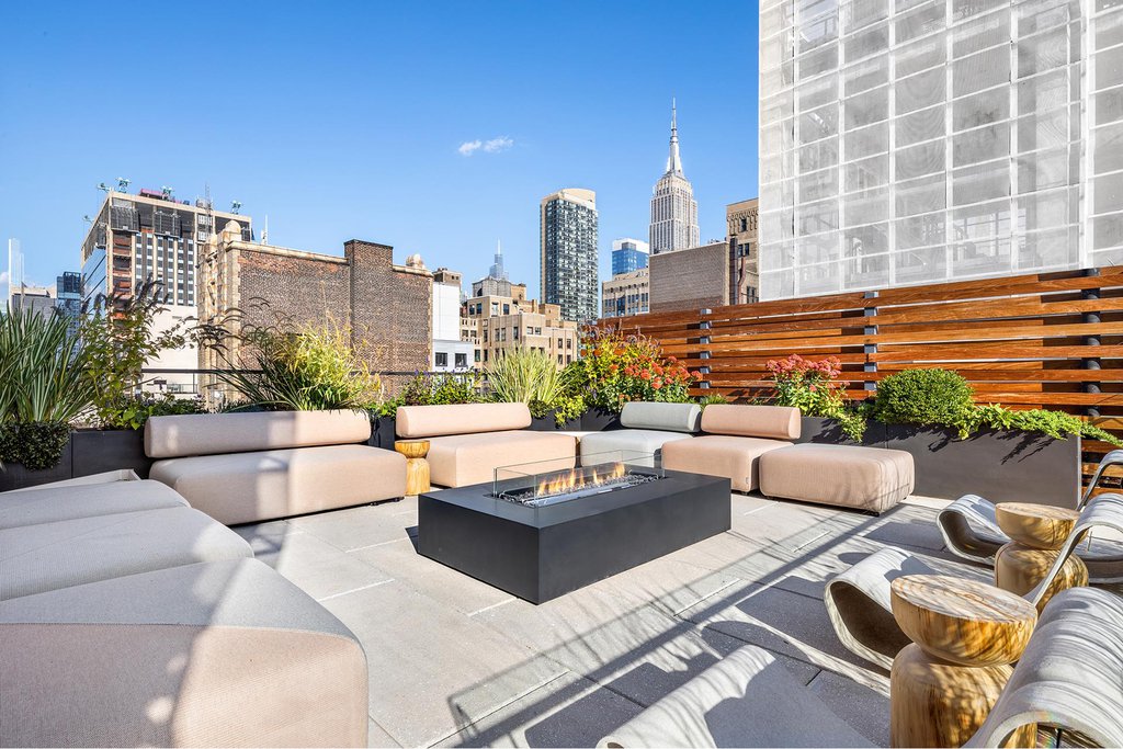 215 West 28th Street, Unit 20B photo 28