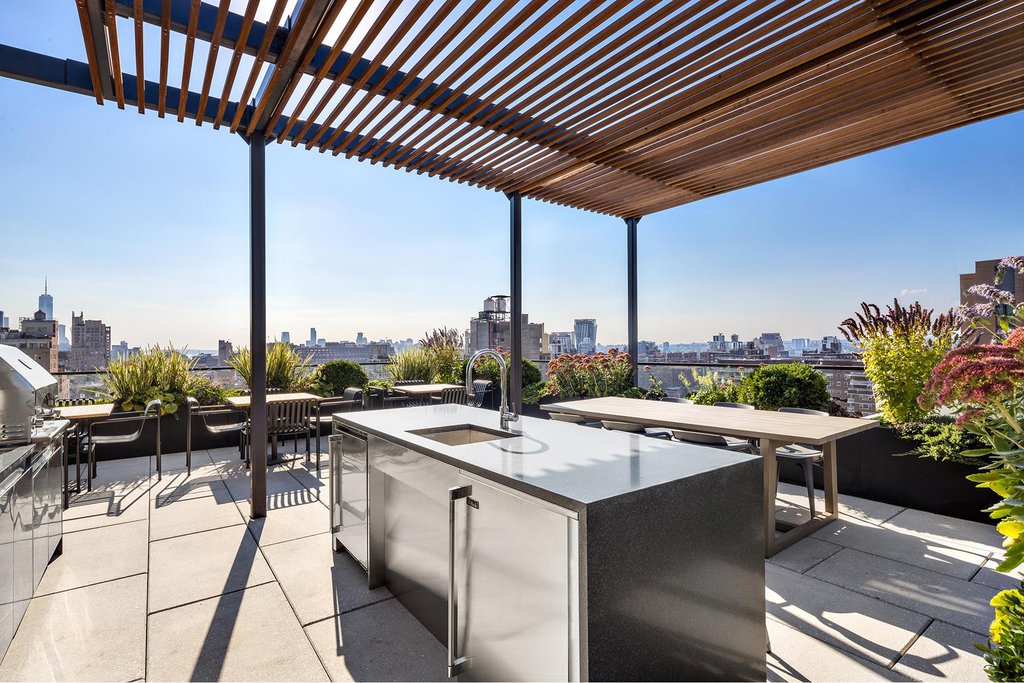 215 West 28th Street, Unit 20B photo 29