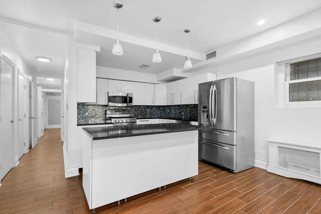 33 West 9th Street – For Sale photo 13