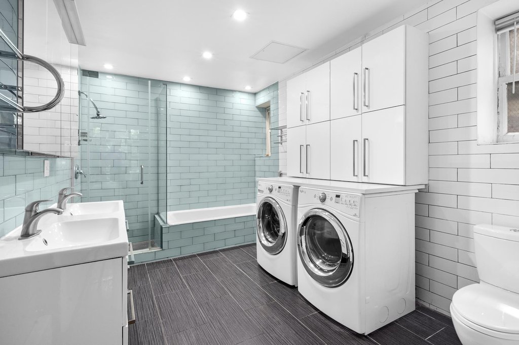 33 West 9th Street – For Sale photo 19